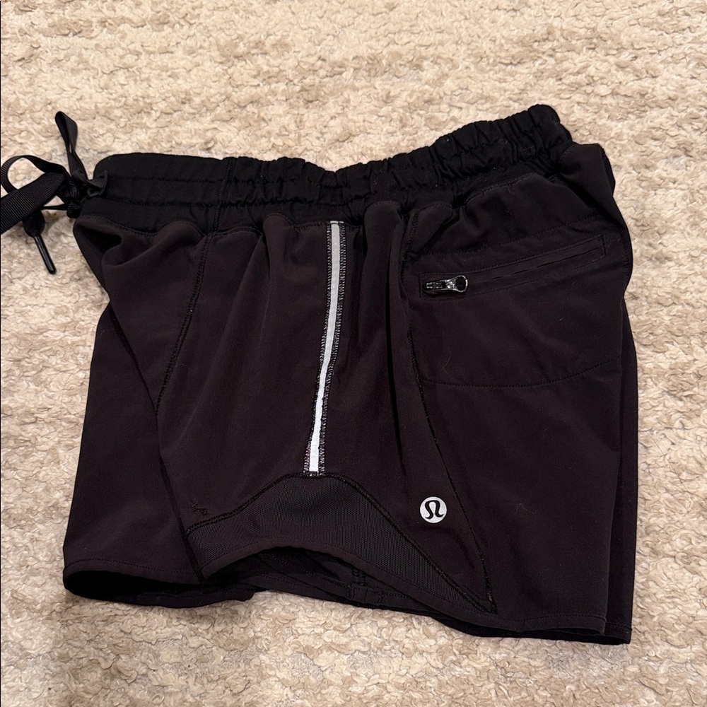 Lululemon Black Athletic Shorts Size 4 - Picture 2 of 10